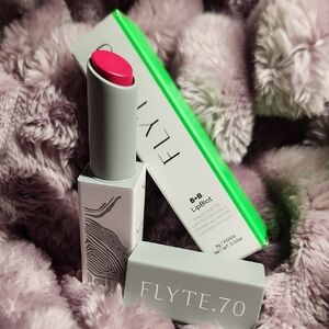 Flyte 70 Lipstick - Cherry Pie